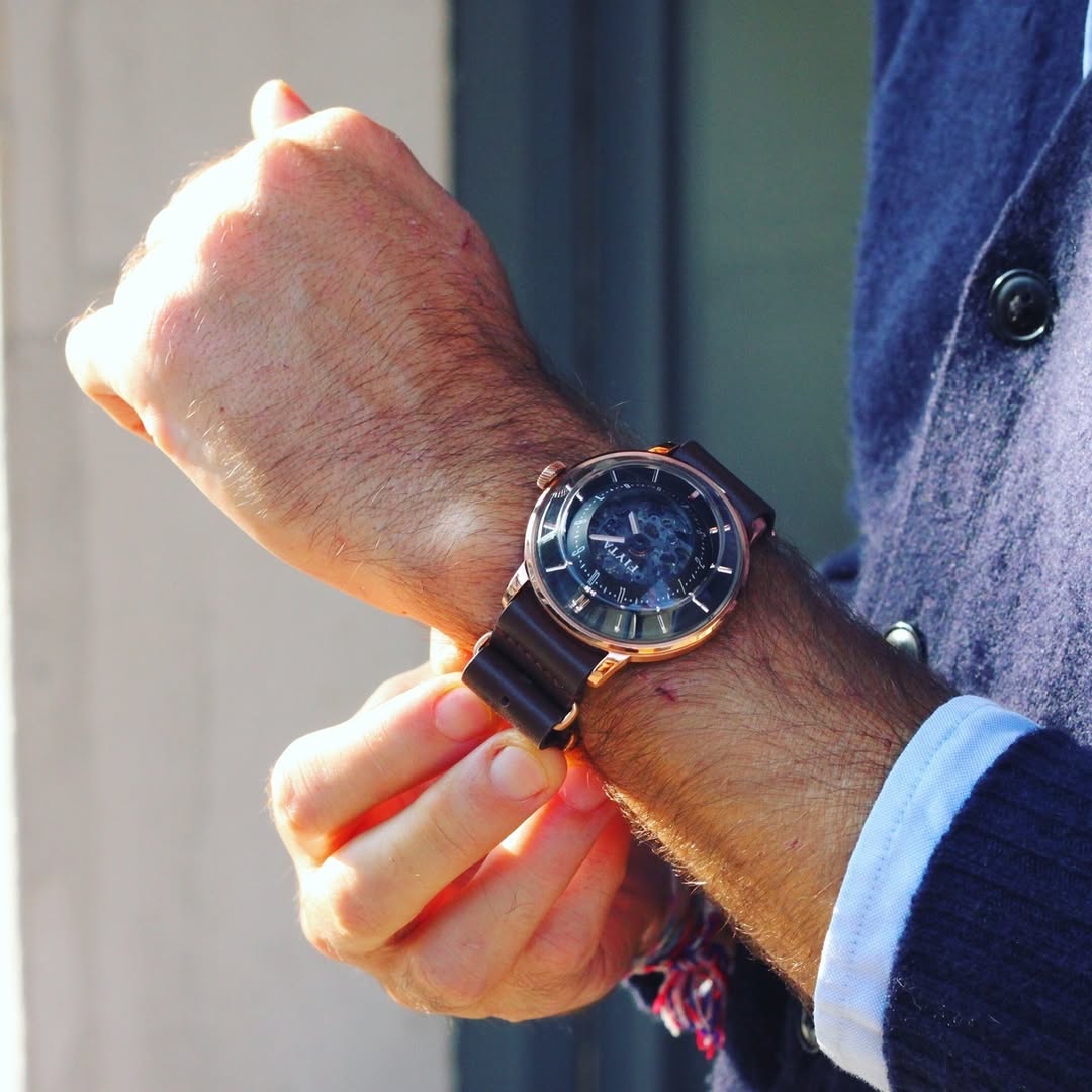 How to Wind an Automatic Watch Properly: A Beginner’s Guide