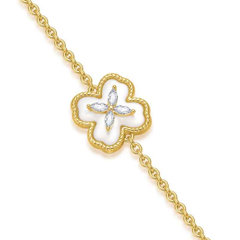 FIYTA Little Luck Four-Leaf Clover Bracelet AB0013.GSDM worn on the wrist (Gold & Silver)