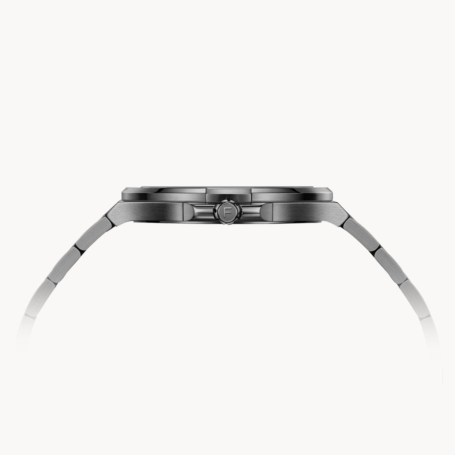 FIYTA Astronaut Quartz Men's Quartz Watch G880021.HHH detail image (Black Dial / Grey Strap)