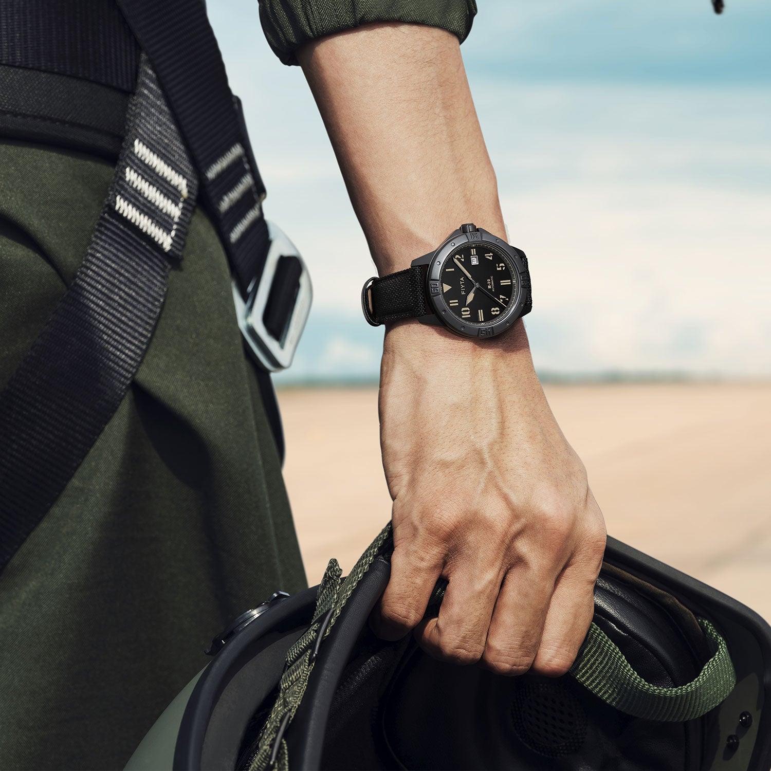 Mach Collection Triumph Edition Men's Mechanical Watch - FIYTA