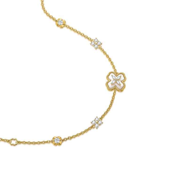 FIYTA Little Luck Four-Leaf Clover Bracelet AB0013.GSDM worn on the wrist (Gold & Silver)