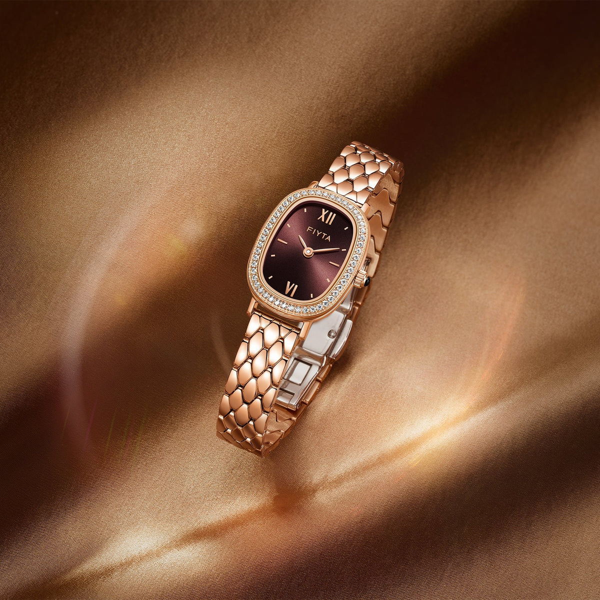 Cocoa Collection Women's Watch & Elegant Clover Bracelet Gift Set - FIYTA