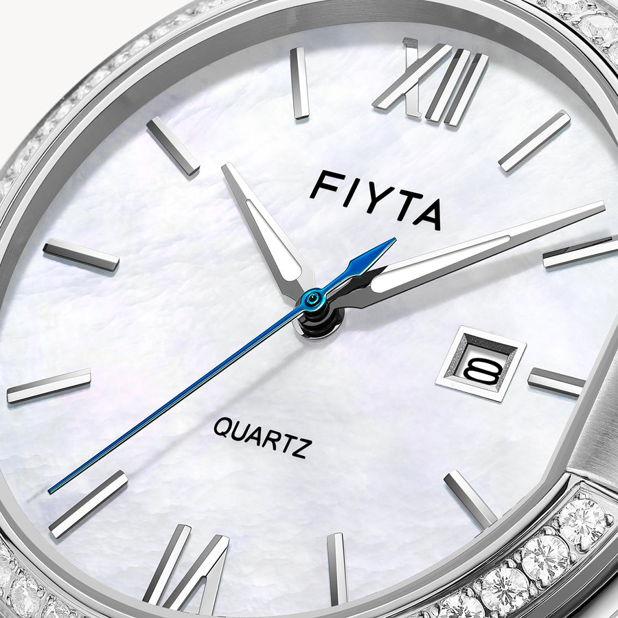 FIYTA Heart Lock Women's Quartz Watch L803002.WWWD detail image (Mother-of-Pearl Dial / Silver Strap)