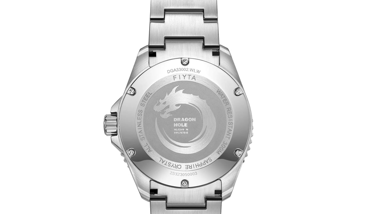 FIYTA Diver Gen 3 DGA33002.WLW A View from the Back (Navy Blue Dial / Silver Strap)