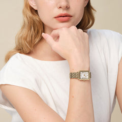 FIYTA Vior Women's Quartz Watch DL865050.GWG wearing photo 1 (White Dial / Gold Strap)