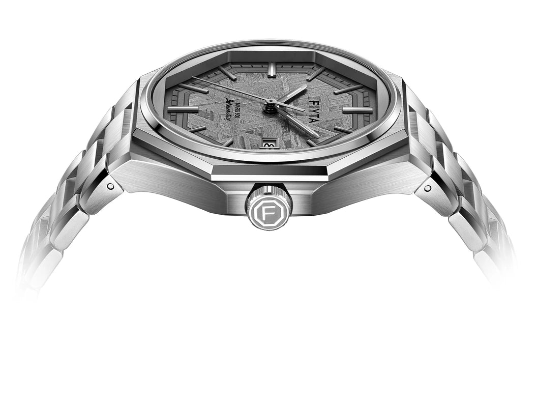 Faceted 316L steel case and octagonal bezel on FIYTA Mars-500 GA880007.WHW