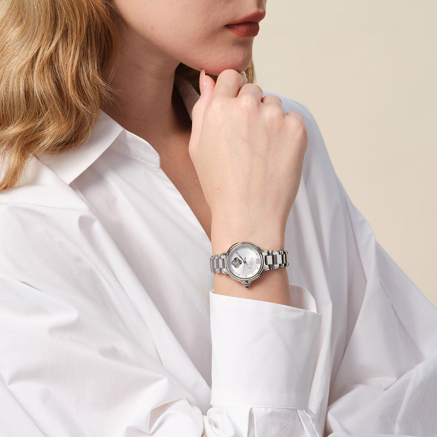 FIYTA Good Fortune Persimmon Women's Automatic Watch LA865022.WWW wearing photo 2 (Silver Dial / Silver Strap)